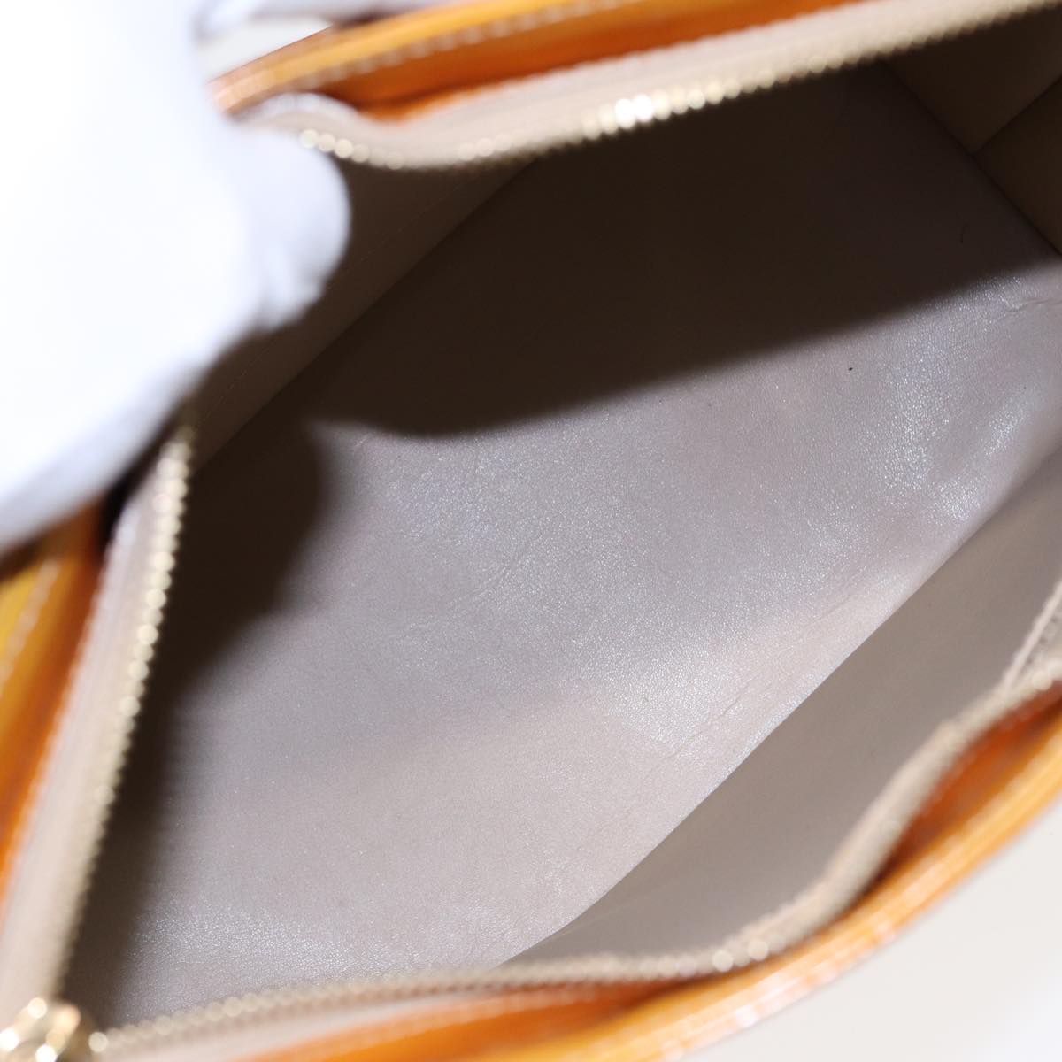 Louis Vuitton Houston Beige Patent Leather Handbag
