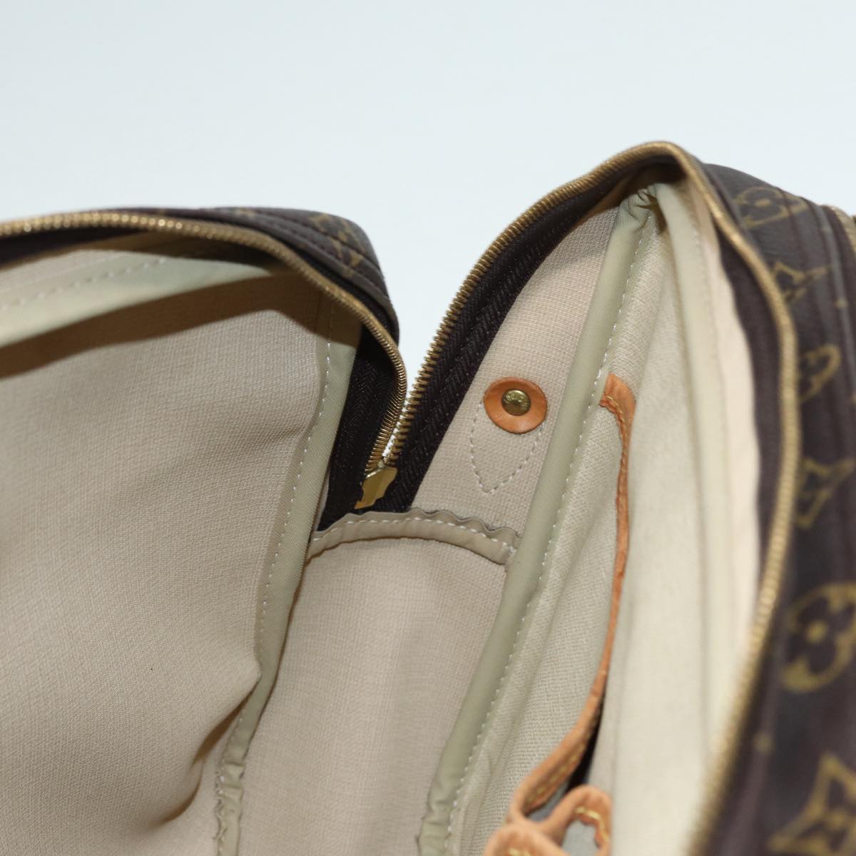 Louis Vuitton Reporter Brown Canvas Shoulder Bag