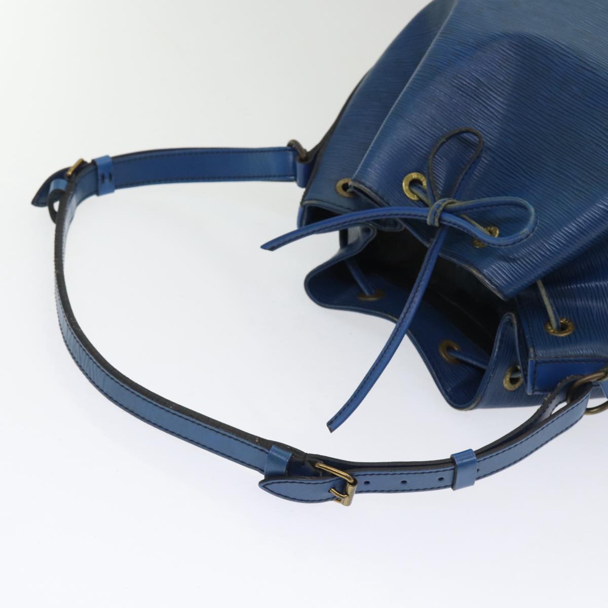 Louis Vuitton Noé Pm Blue Leather Shoulder Bag