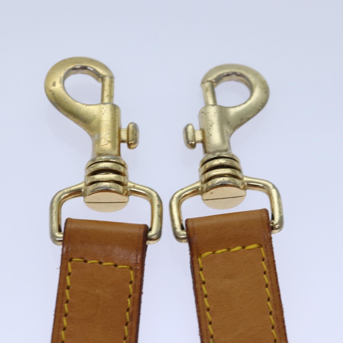 Louis Vuitton Bandoulière De Sac Beige Leather Bag Jewelry