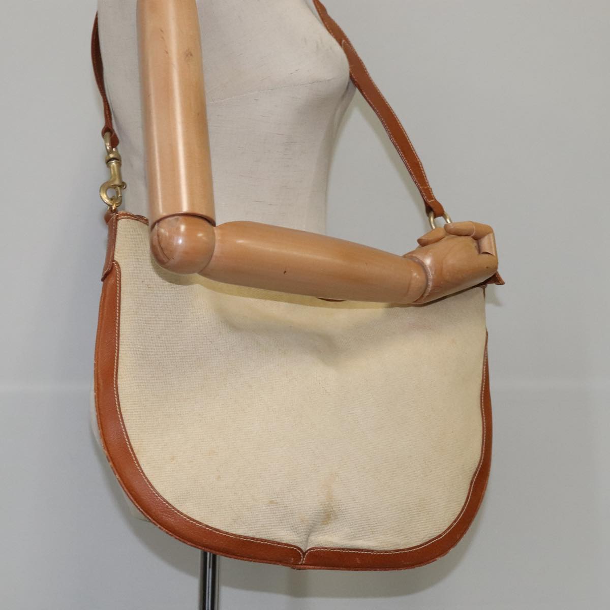 Gucci Vintage Beige Canvas Shoulder Bag