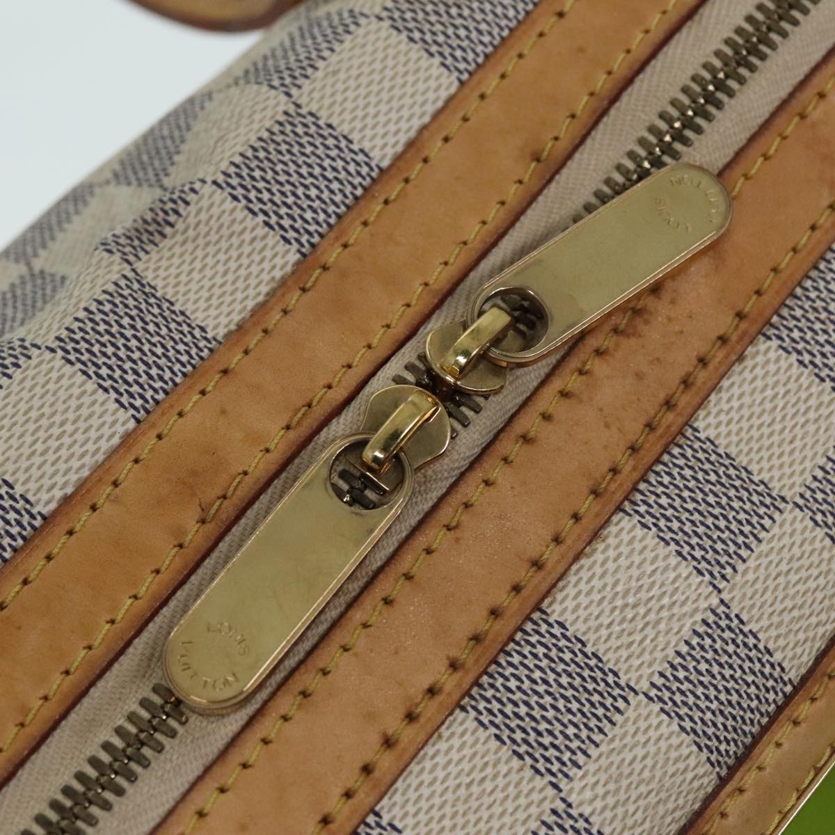 Louis Vuitton Berkley White Canvas Handbag