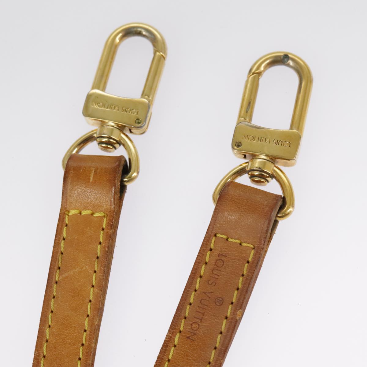 Louis Vuitton Shoulder Strap Beige Leather Bag Jewelry