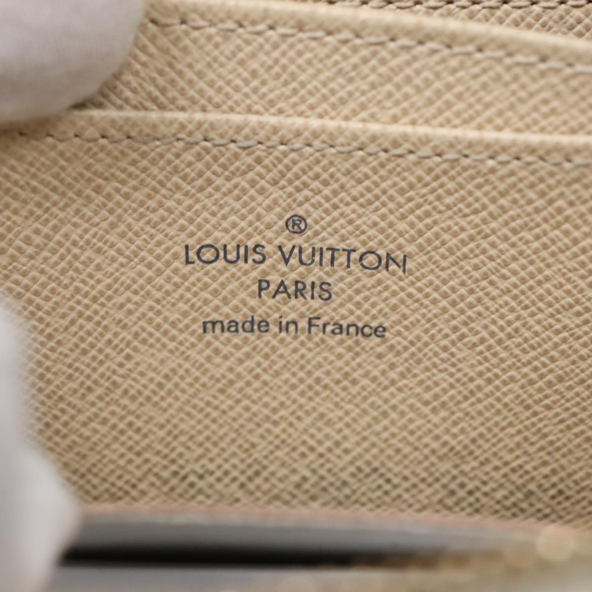 Louis Vuitton Zippy Wallet White Canvas Wallet