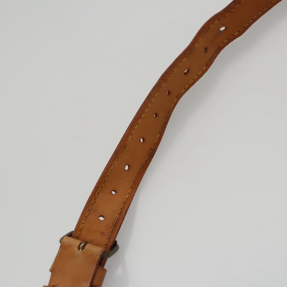 Louis Vuitton Shoulder Strap Beige Leather Bag Jewelry