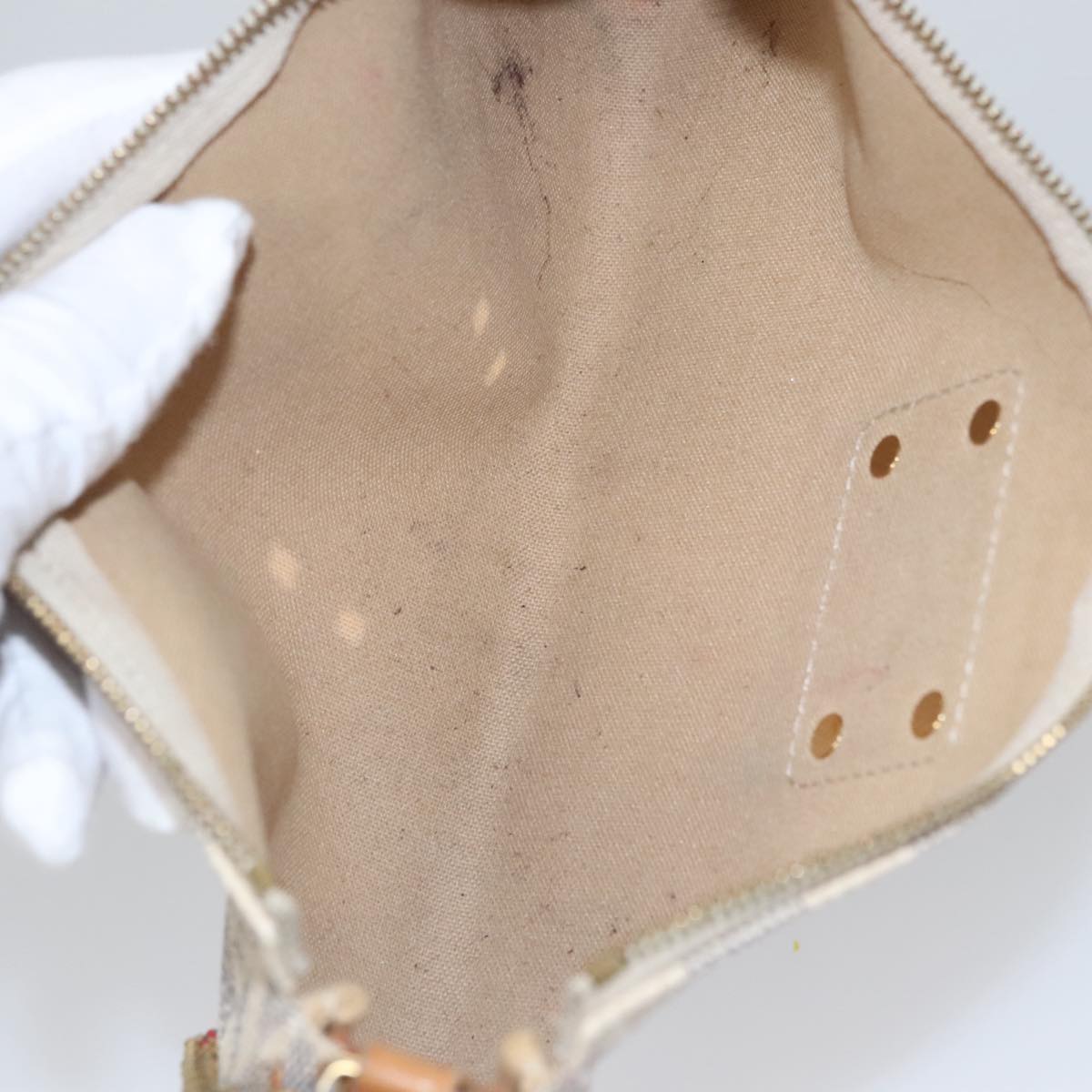 Louis Vuitton Eva White Canvas Shoulder Bag