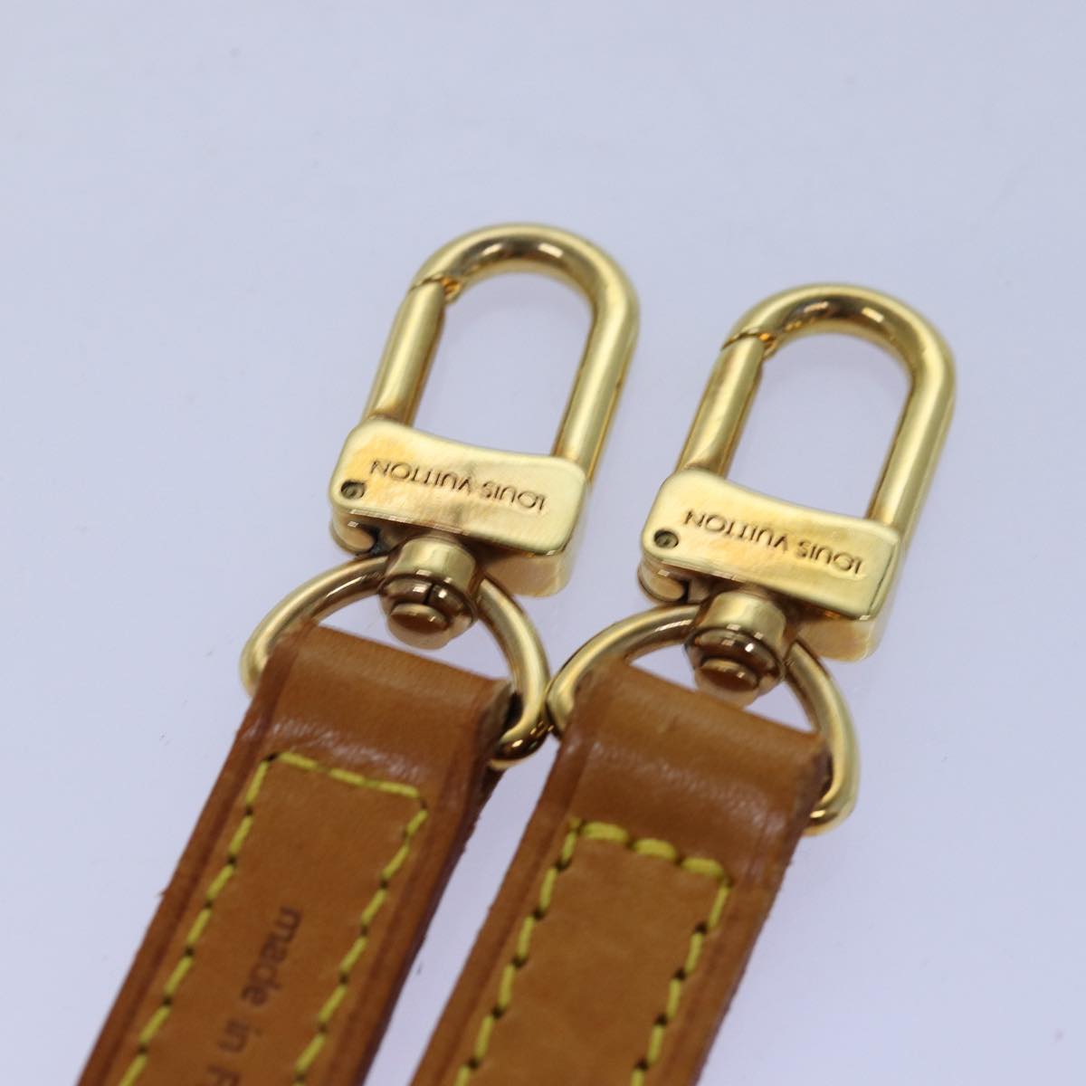 Louis Vuitton Shoulder Strap Beige Leather Bag Jewelry