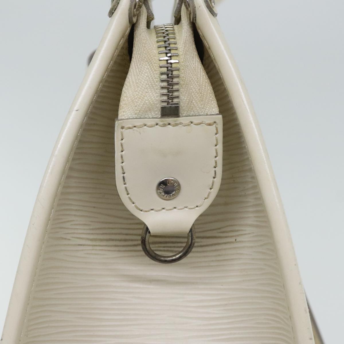 Louis Vuitton Madelaine Ecru Leather Handbag