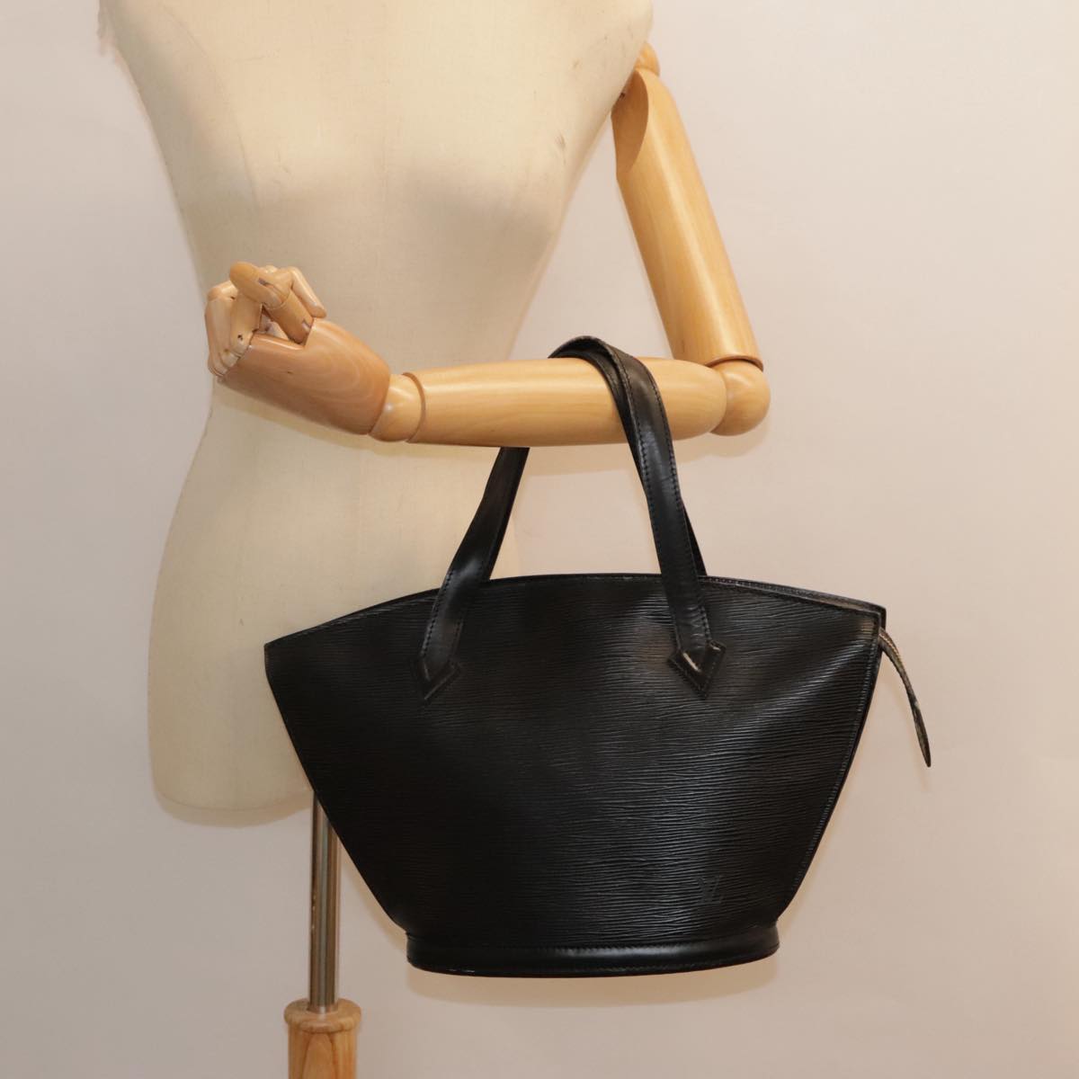 Louis Vuitton Saint Jacques Black Leather Handbag