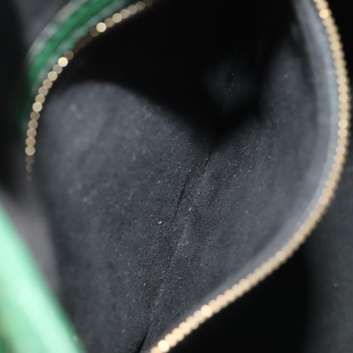 Louis Vuitton Noé Green Leather Shoulder Bag