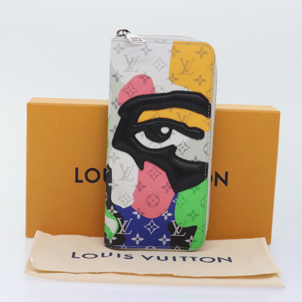 Louis Vuitton Zippy Wallet Vertical White Canvas Wallet