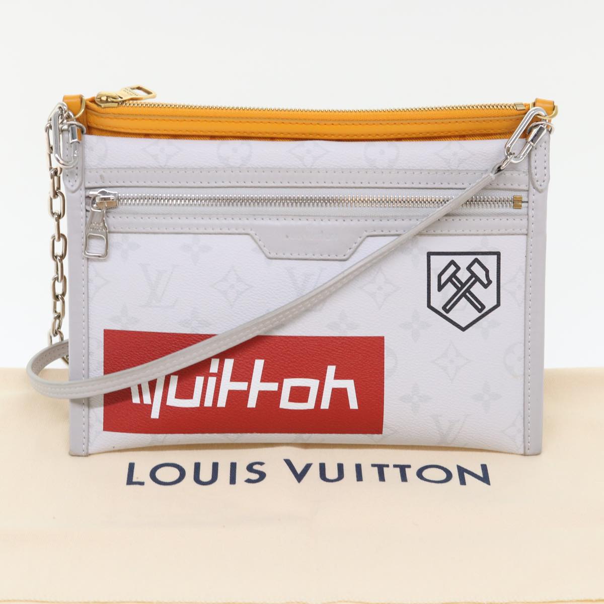 Louis Vuitton Messenger Grey Canvas Shoulder Bag