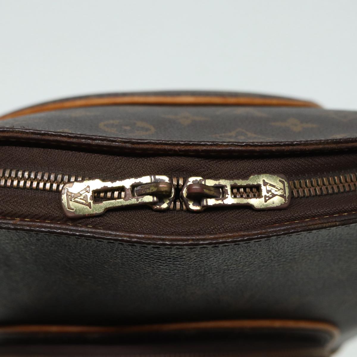 Louis Vuitton Ellipse Brown Canvas Shoulder Bag