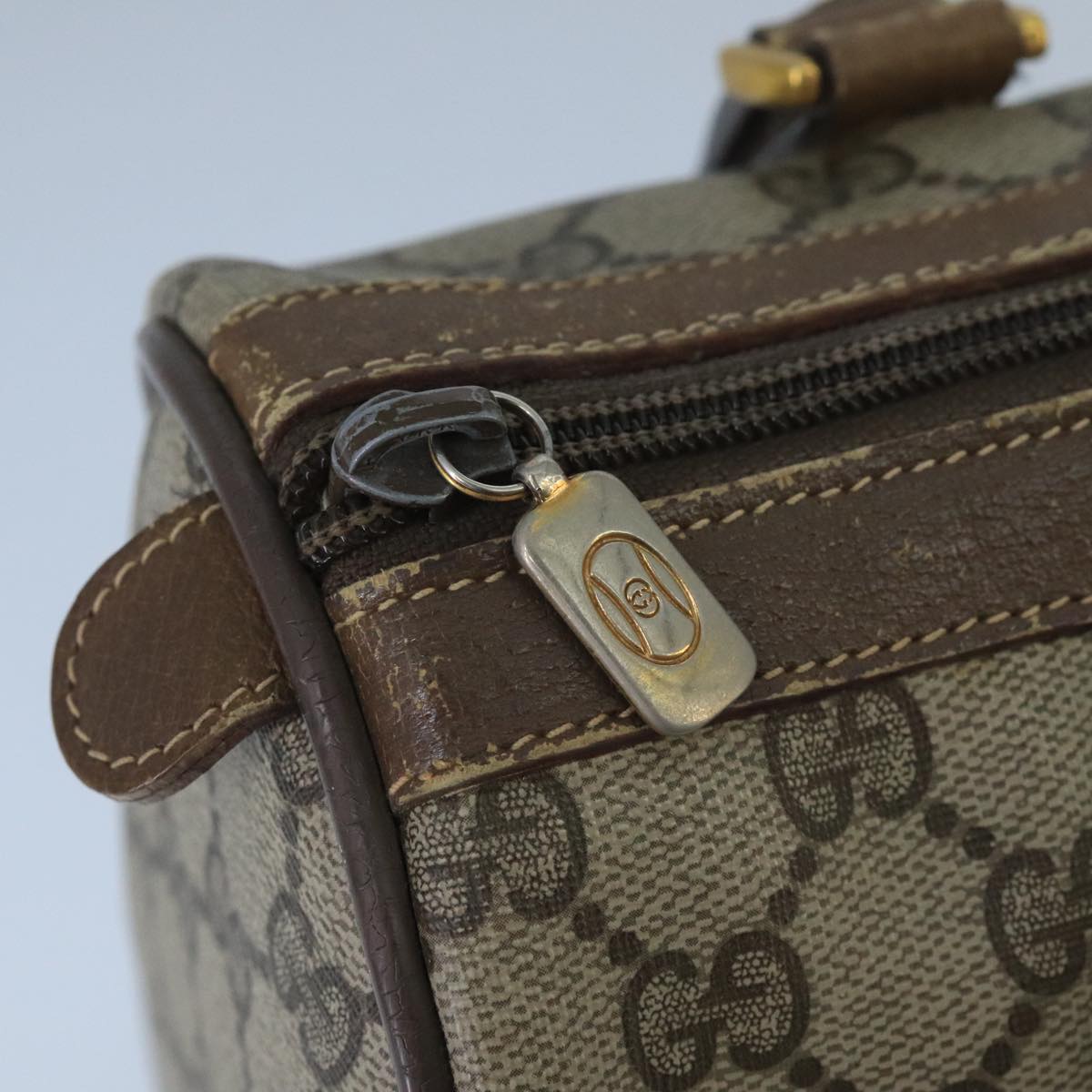 Gucci Gg Supreme Beige Canvas Travel Bag