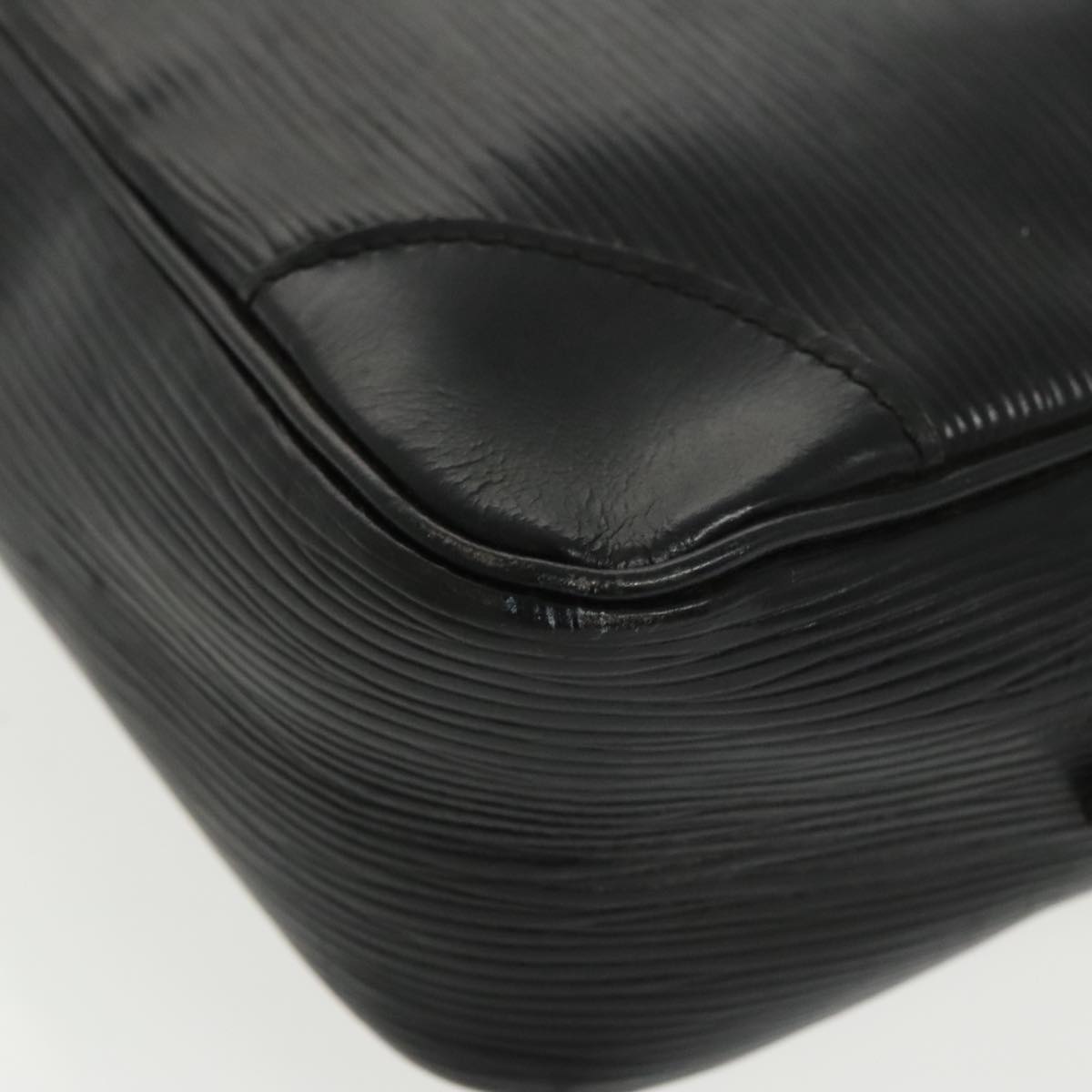 Louis Vuitton Trocadéro Black Leather Shoulder Bag