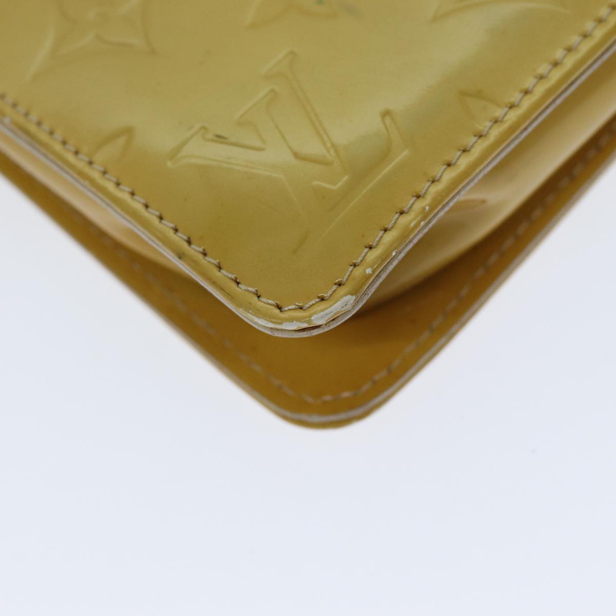 Louis Vuitton Lexington Beige Patent Leather Clutch Bag