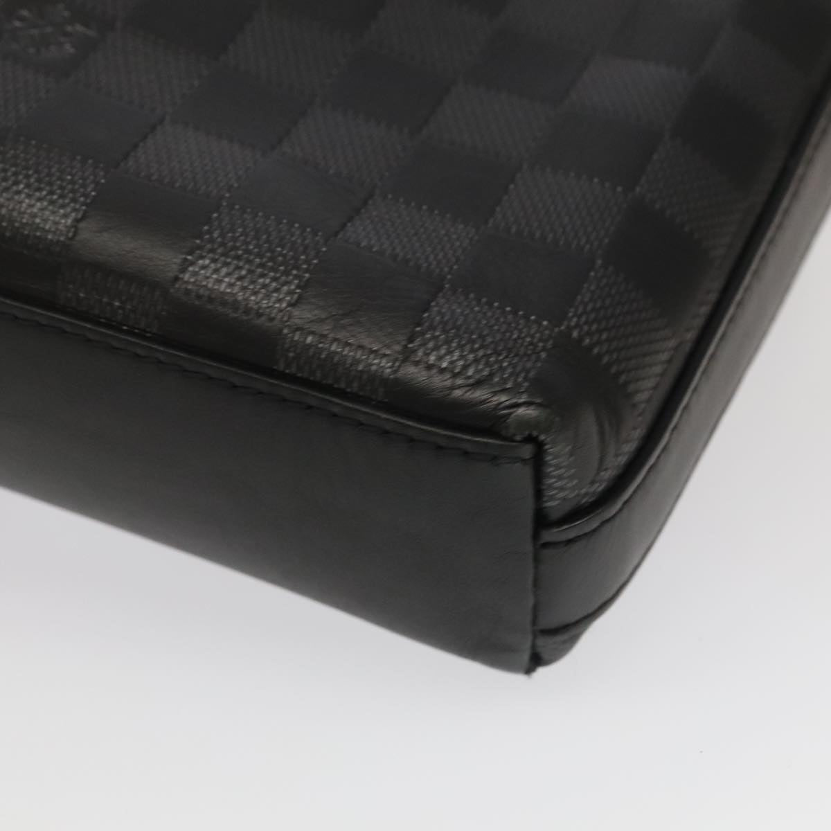 Louis Vuitton Discovery Black Leather Shoulder Bag
