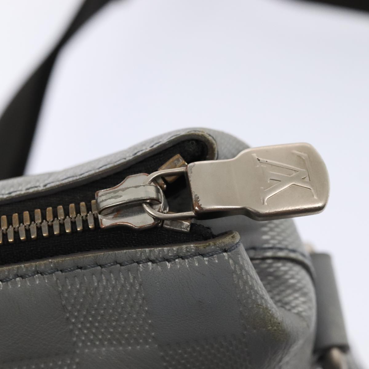 Louis Vuitton Messenger Silver Leather Shoulder Bag