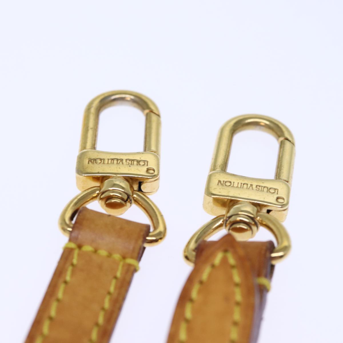 Louis Vuitton Shoulder Strap Beige Leather Bag Jewelry