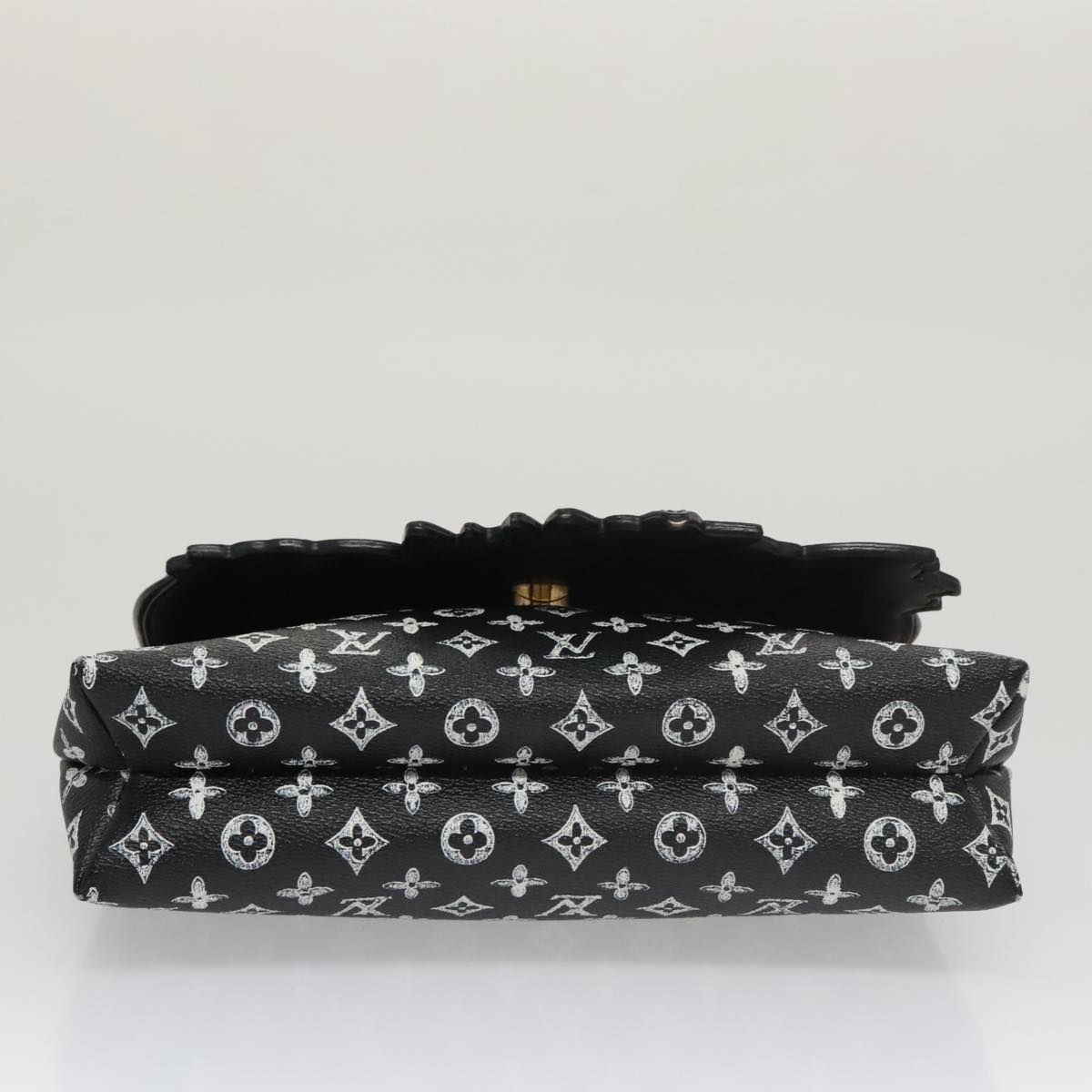 Louis Vuitton Black Canvas Shoulder Bag
