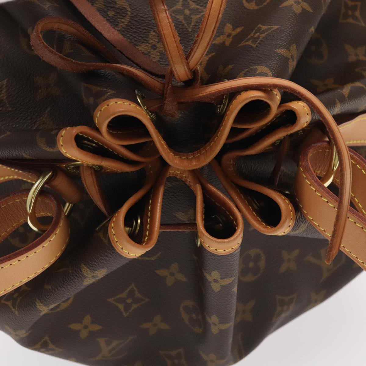 Louis Vuitton Noé Brown Canvas Shoulder Bag