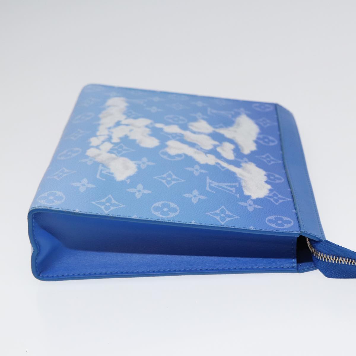 Louis Vuitton Pochette Voyage Blue Cloth Clutch Bag