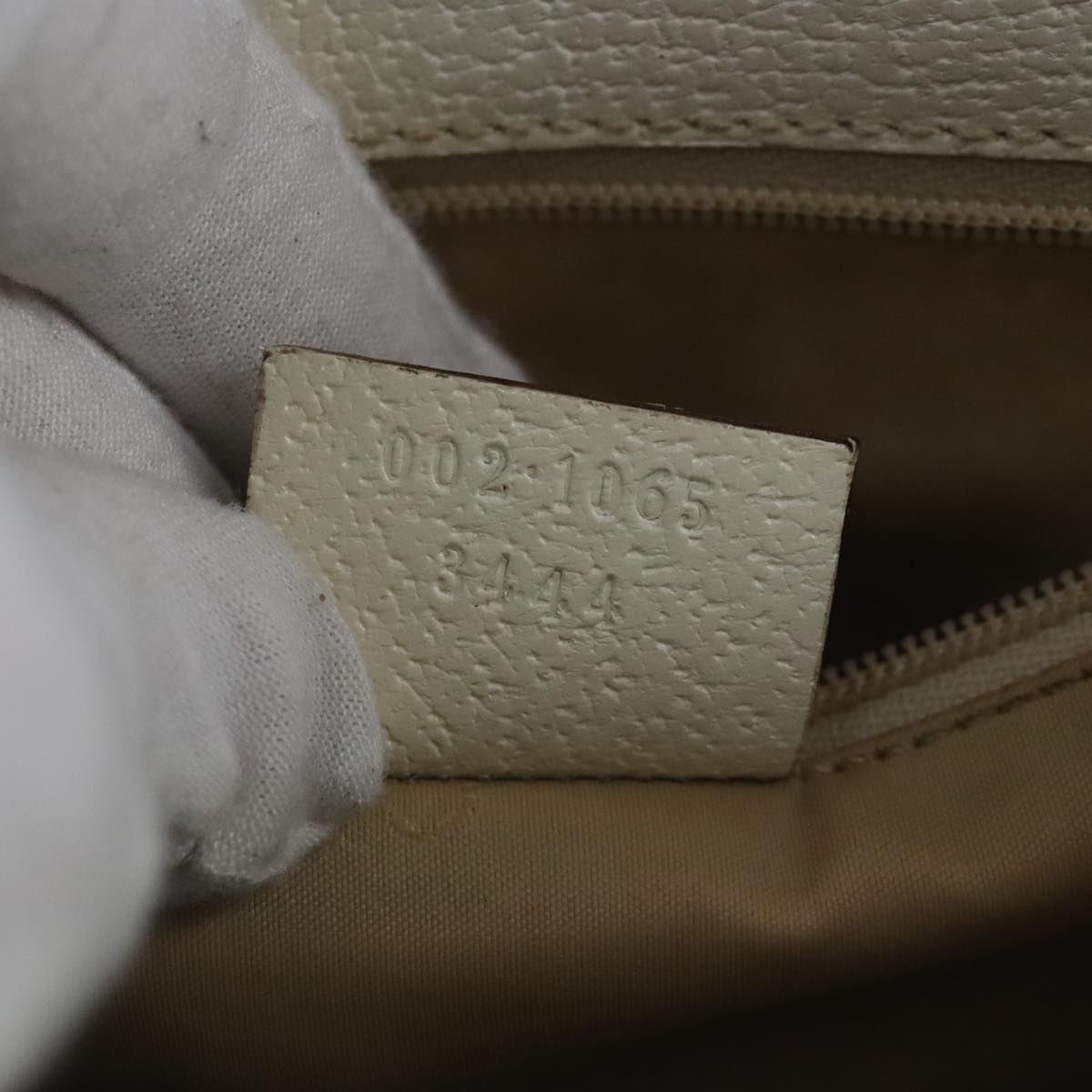 Gucci Jackie Ecru Leather Handbag