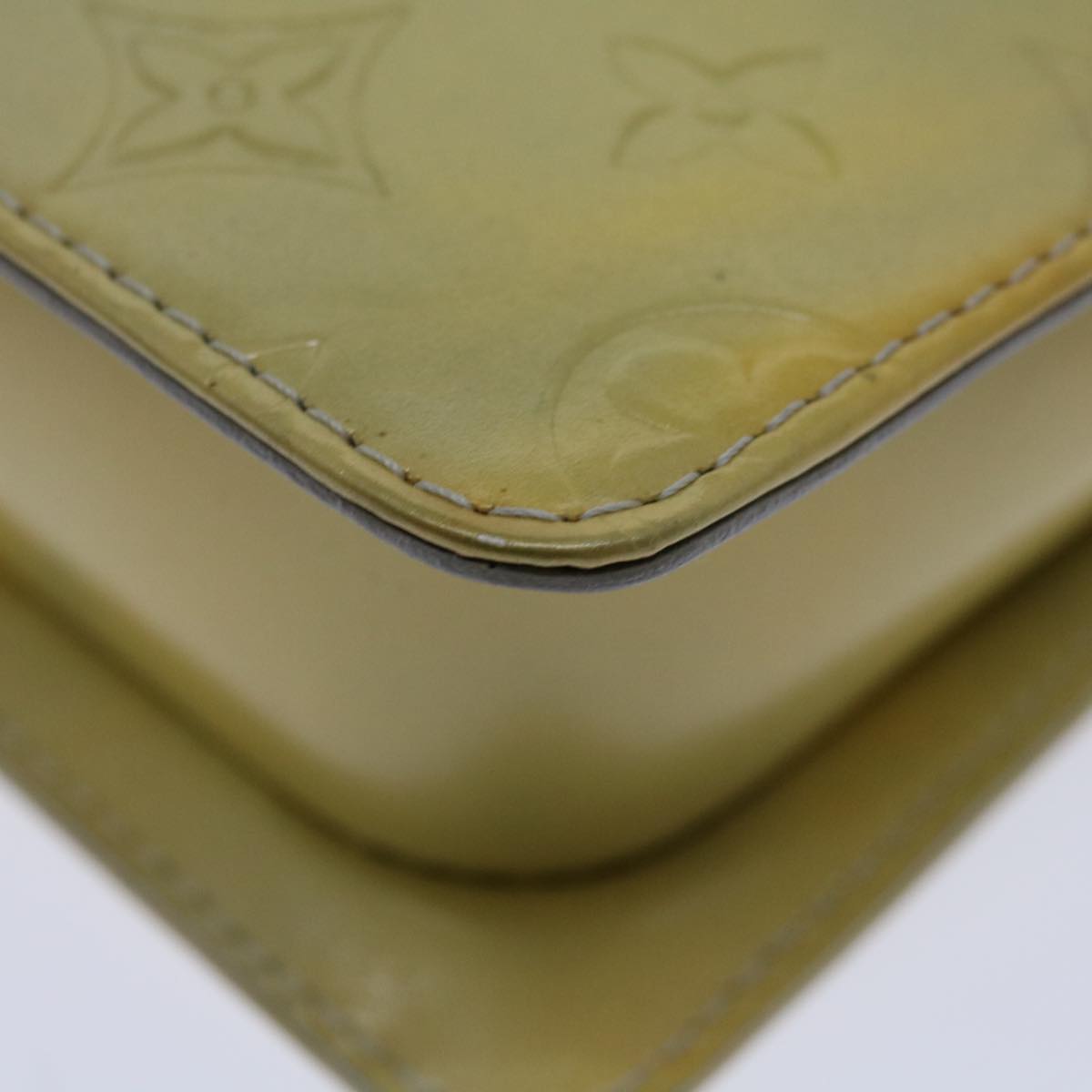 Louis Vuitton Mott Beige Patent Leather Clutch Bag