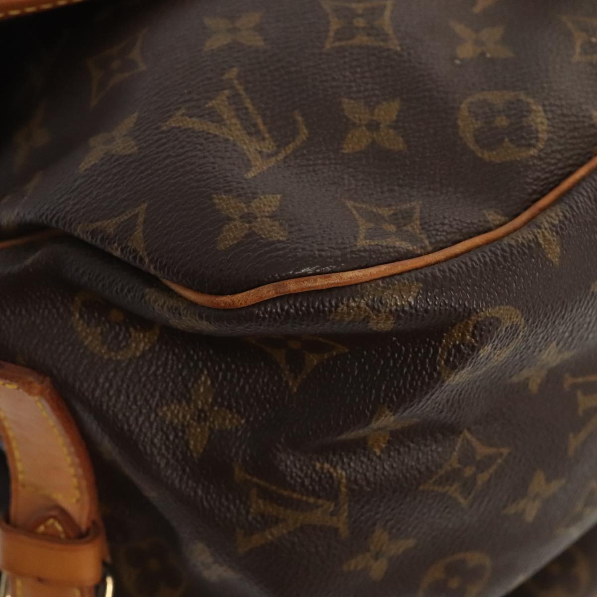 Louis Vuitton Saumur 35 Brown Canvas Shoulder Bag
