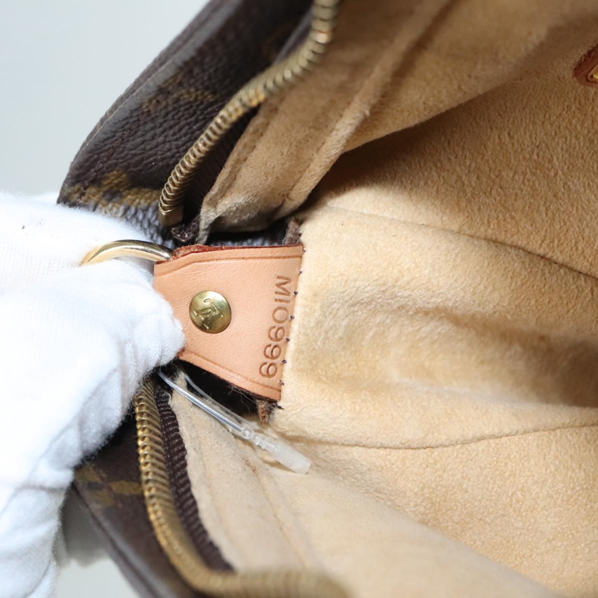 Louis Vuitton Looping Brown Canvas Shoulder Bag