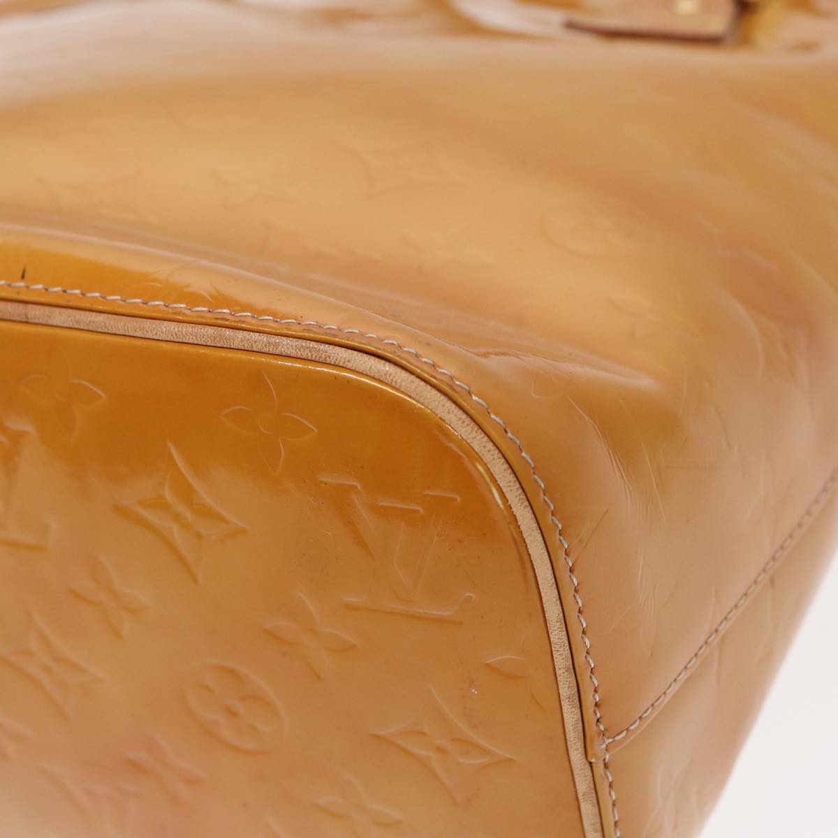 Louis Vuitton Houston Beige Patent Leather Handbag