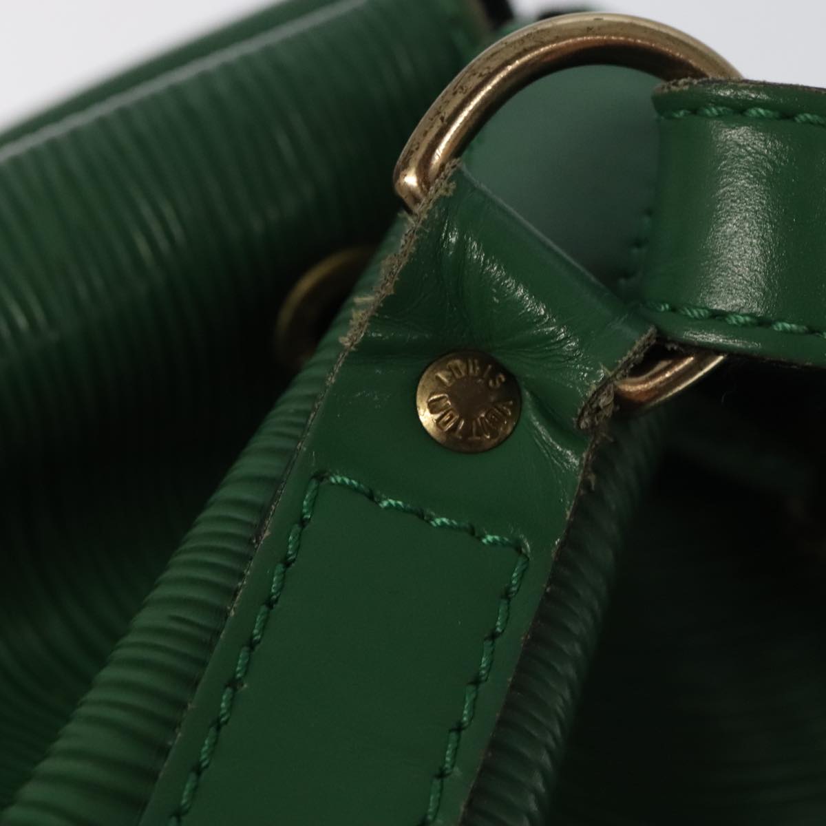 Louis Vuitton Noé Pm Green Leather Shoulder Bag