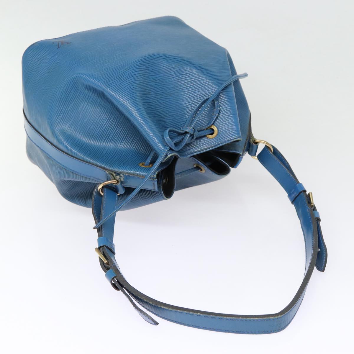 Louis Vuitton Noé Blue Leather Shoulder Bag