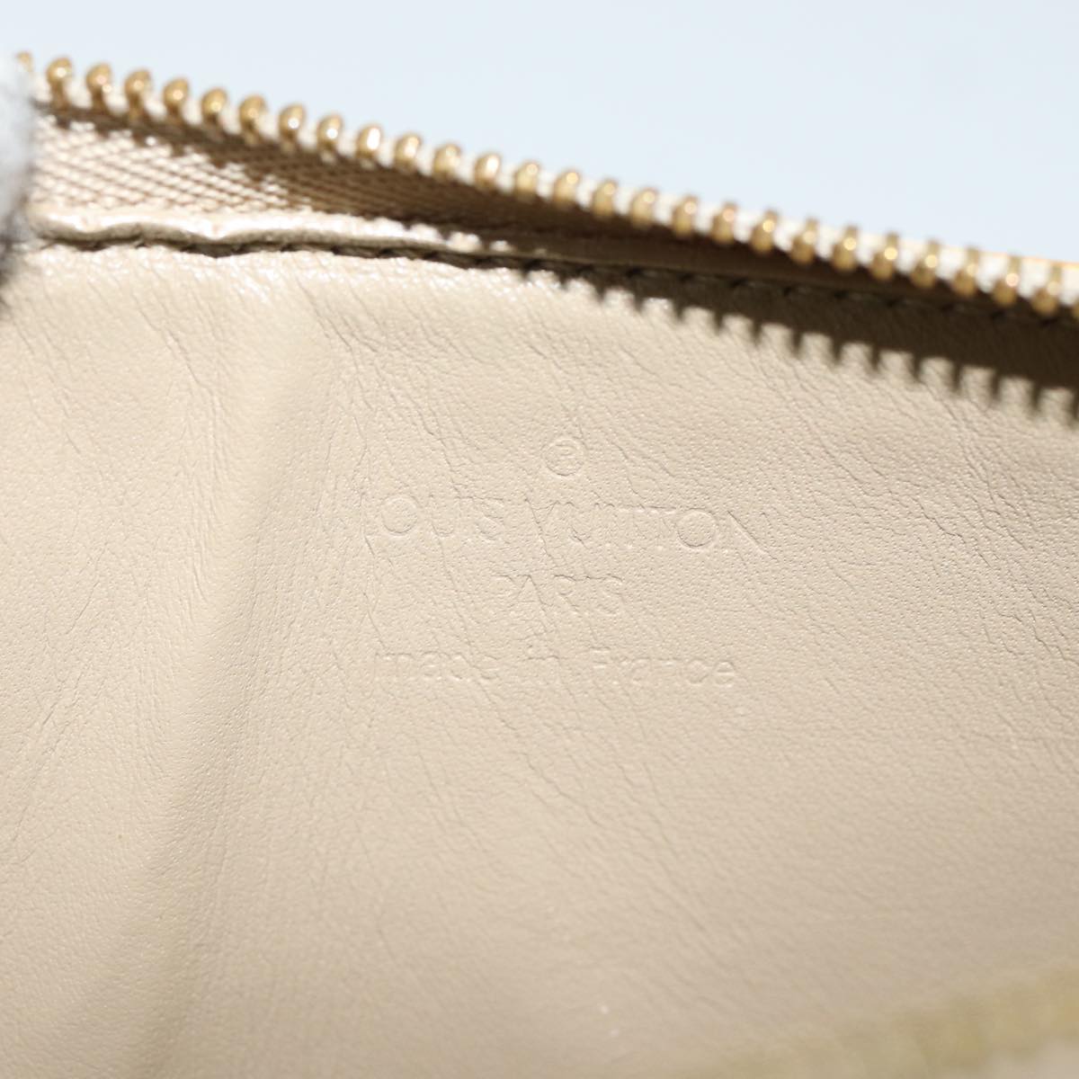 Louis Vuitton Lexington Beige Patent Leather Clutch Bag