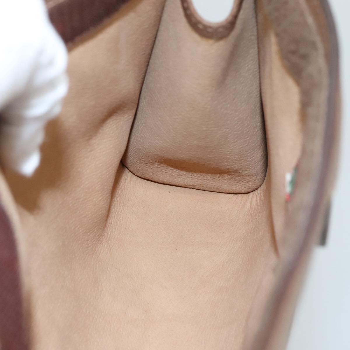 Gucci Gg Canvas Beige Canvas Clutch Bag