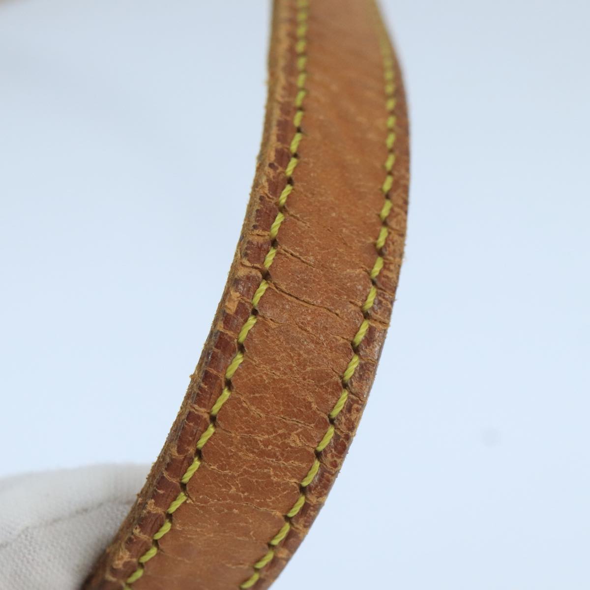 Louis Vuitton Shoulder Strap Beige Leather Bag Jewelry