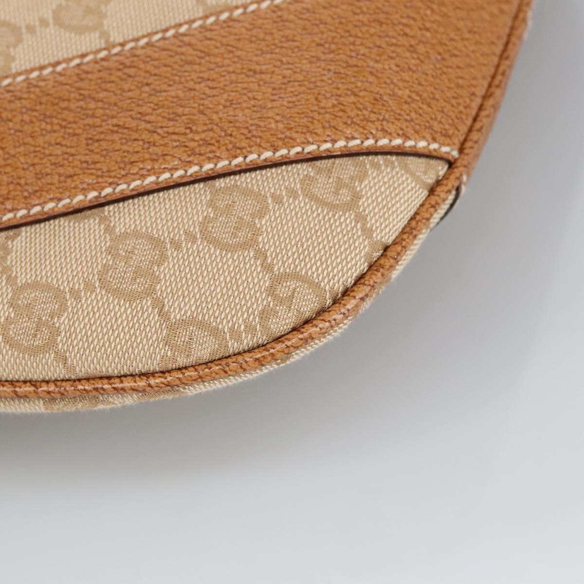 Gucci Hobo Beige Canvas Shoulder Bag