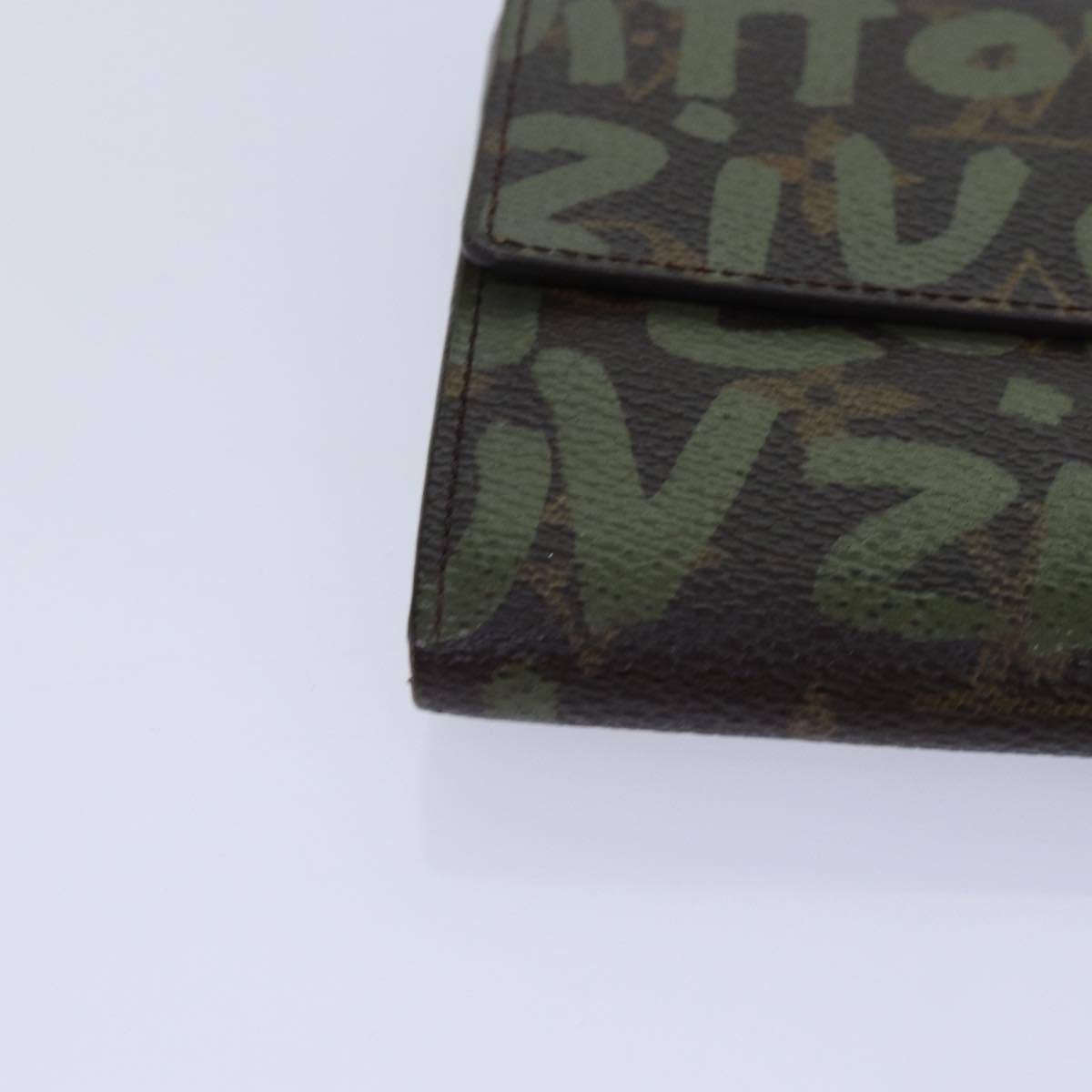 Louis Vuitton Portefeuille Sarah Khaki Canvas Wallet