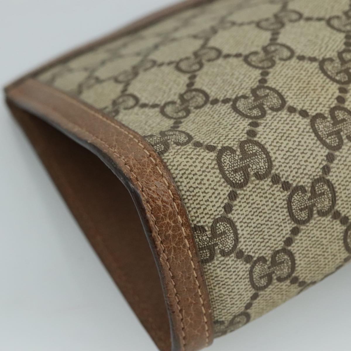 Gucci Gg Canvas Beige Canvas Clutch Bag