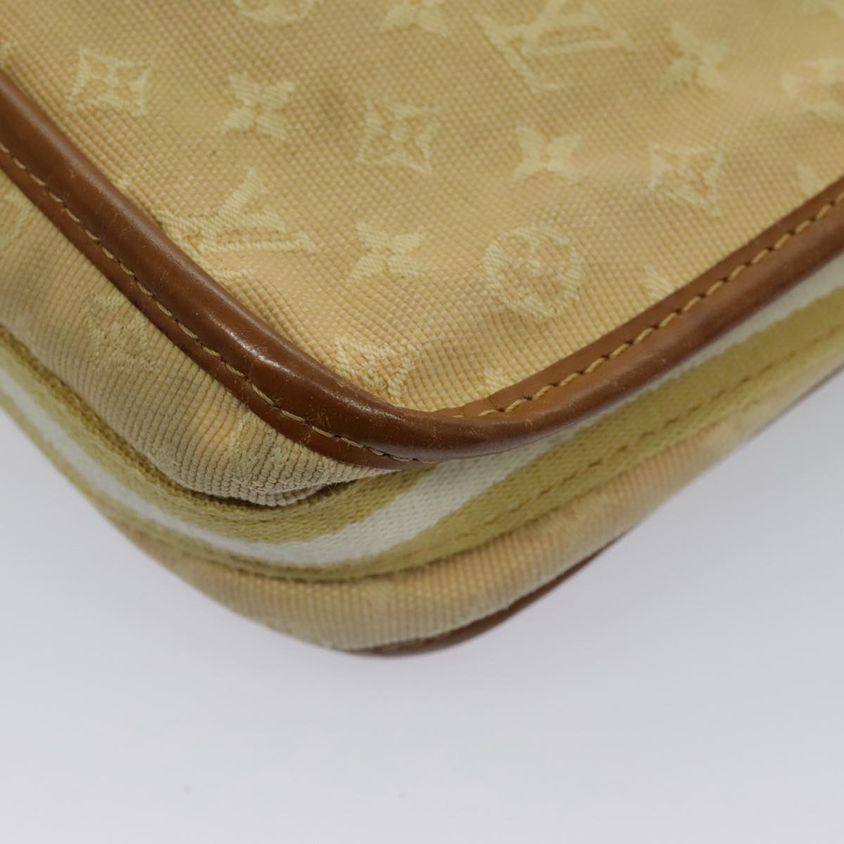 Louis Vuitton Catherine Beige Canvas Shoulder Bag