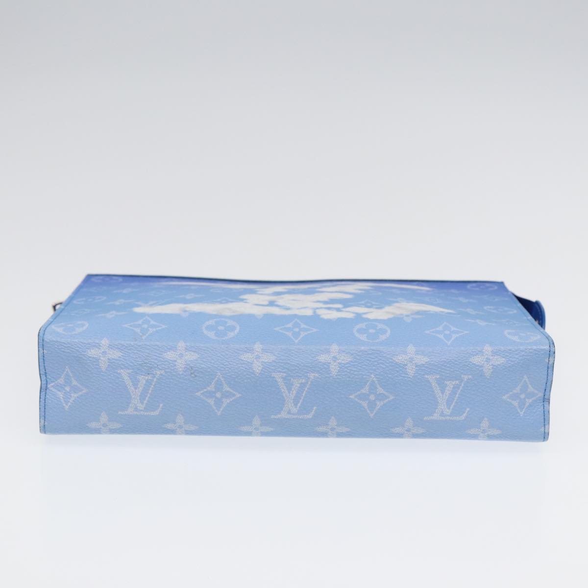 Louis Vuitton Pochette Voyage Blue Cloth Clutch Bag