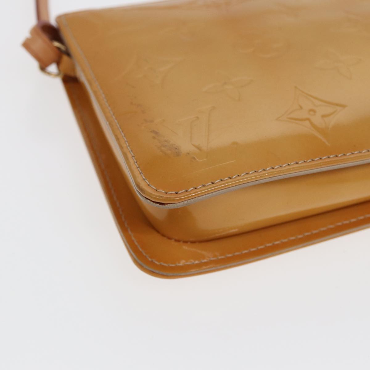 Louis Vuitton Lexington Beige Patent Leather Clutch Bag