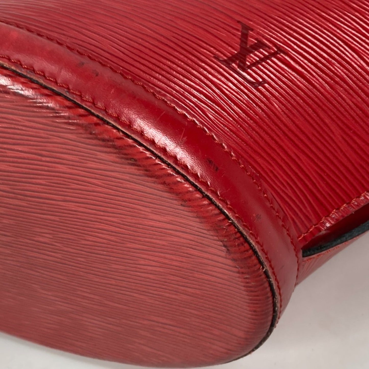 Louis Vuitton Castilian Red Red Color Epi Leather Shoulder Bag Tote Bag