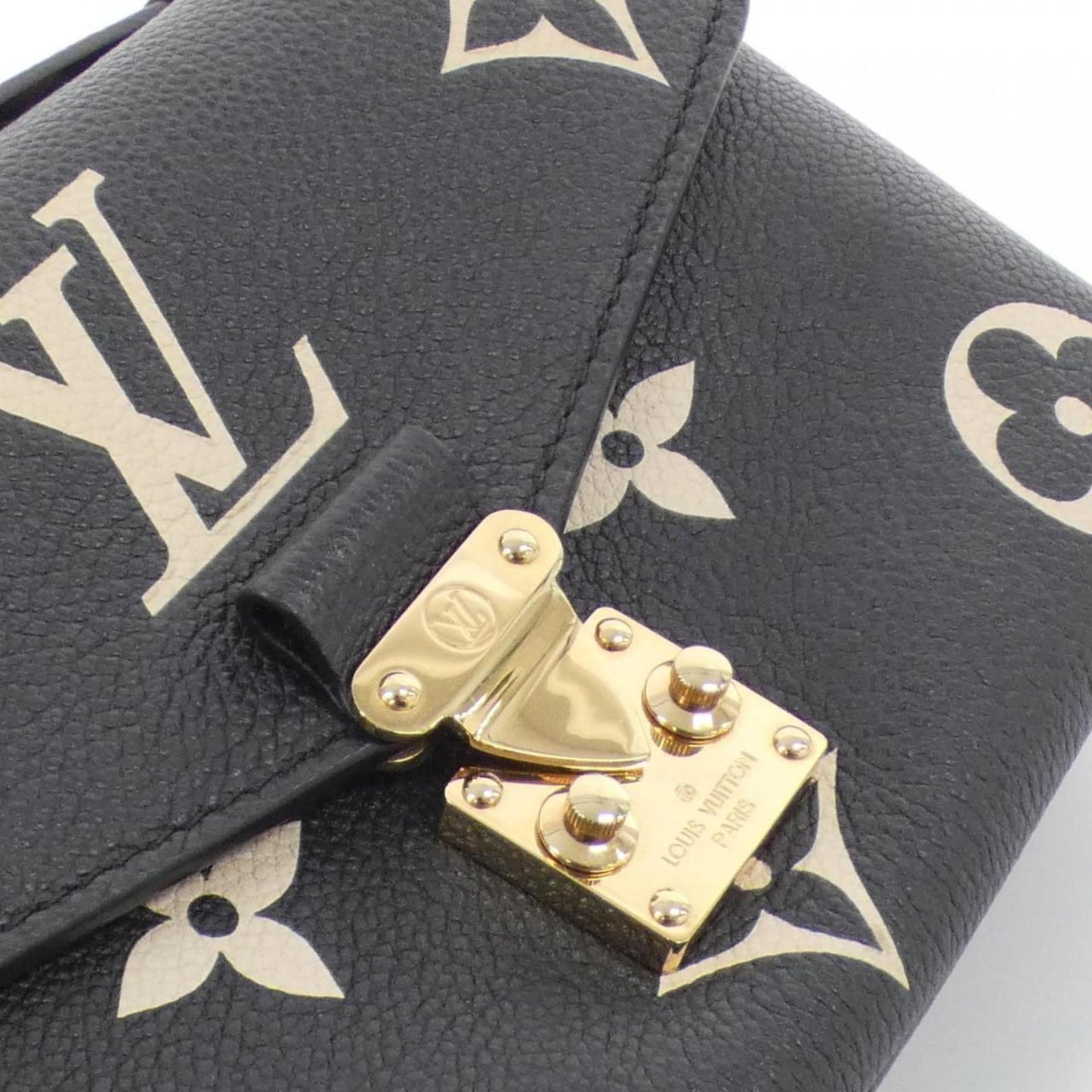 Louis Vuitton Beige Black Leather Pochette Shoulder Bag