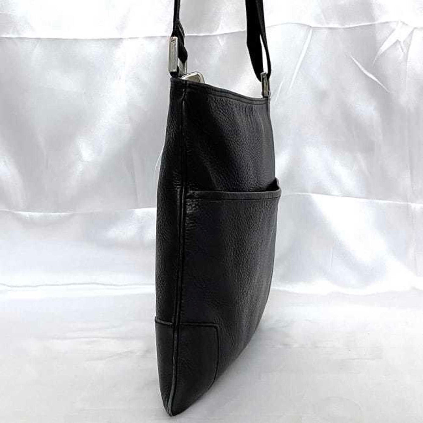 Gucci Black Leather Shoulder Bag