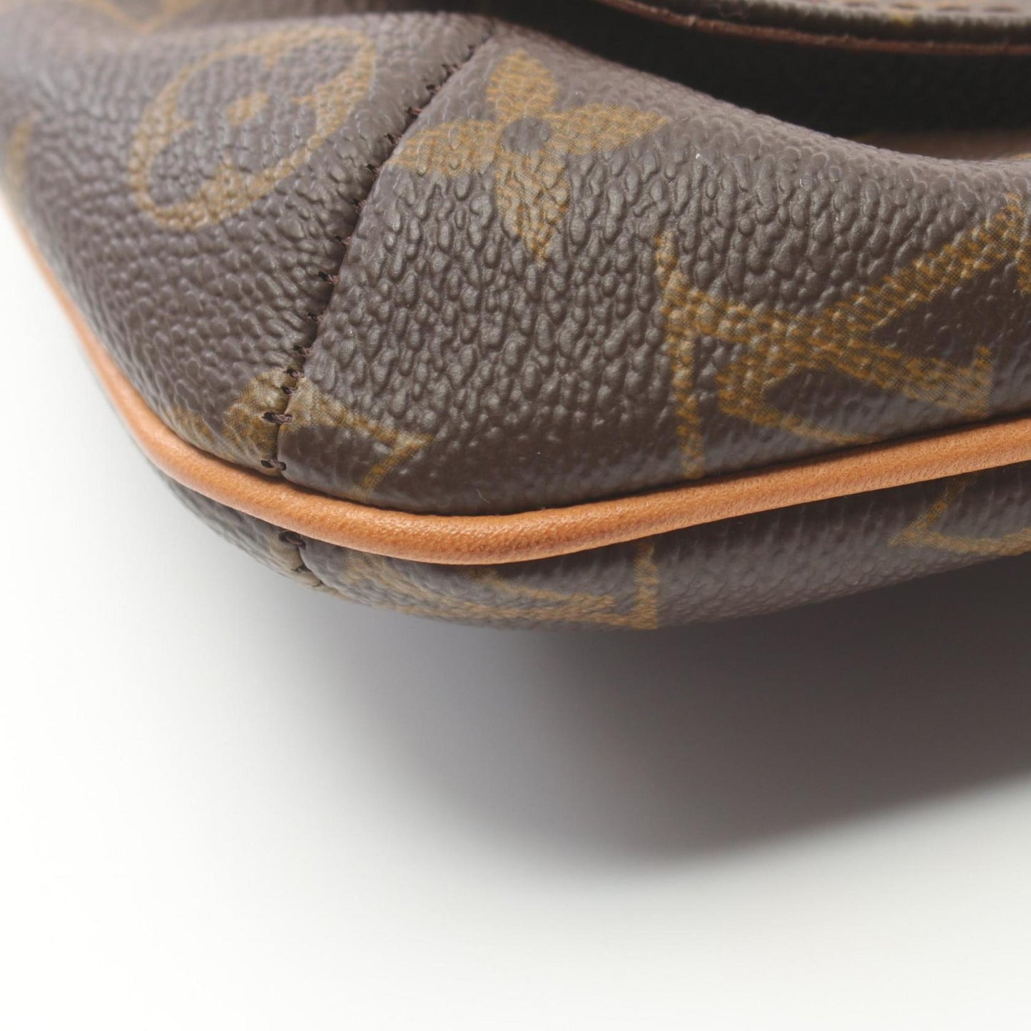 Louis Vuitton Brown Coated Canvas Monogram Pvc Leather Shoulder Bag