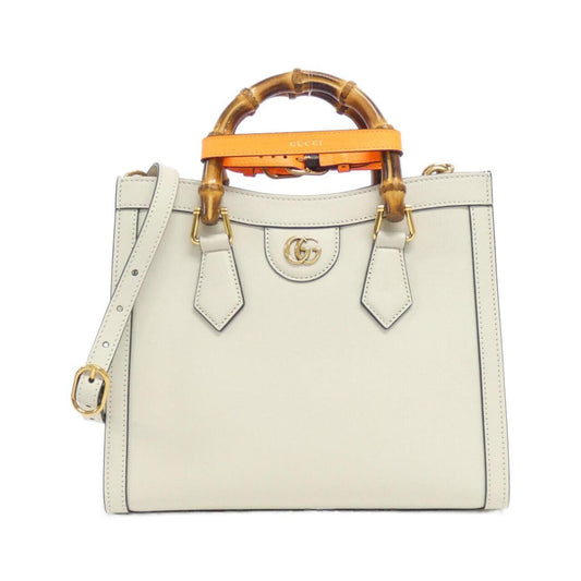 Gucci White Leather Handbag ()