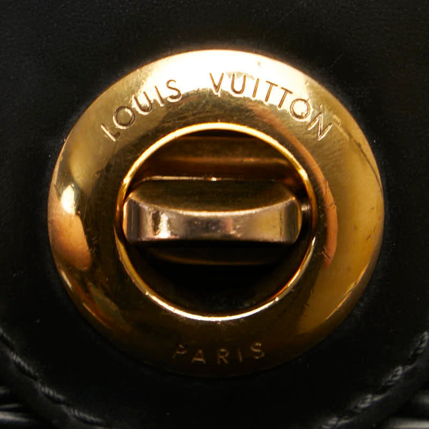 Louis Vuitton Epi Black Noir Leather Shoulder Bag