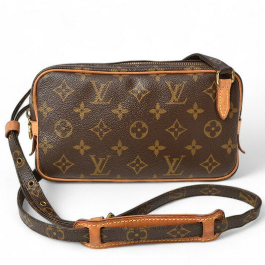Louis Vuitton Monogram Monogram Pochette Shoulder Bag ()