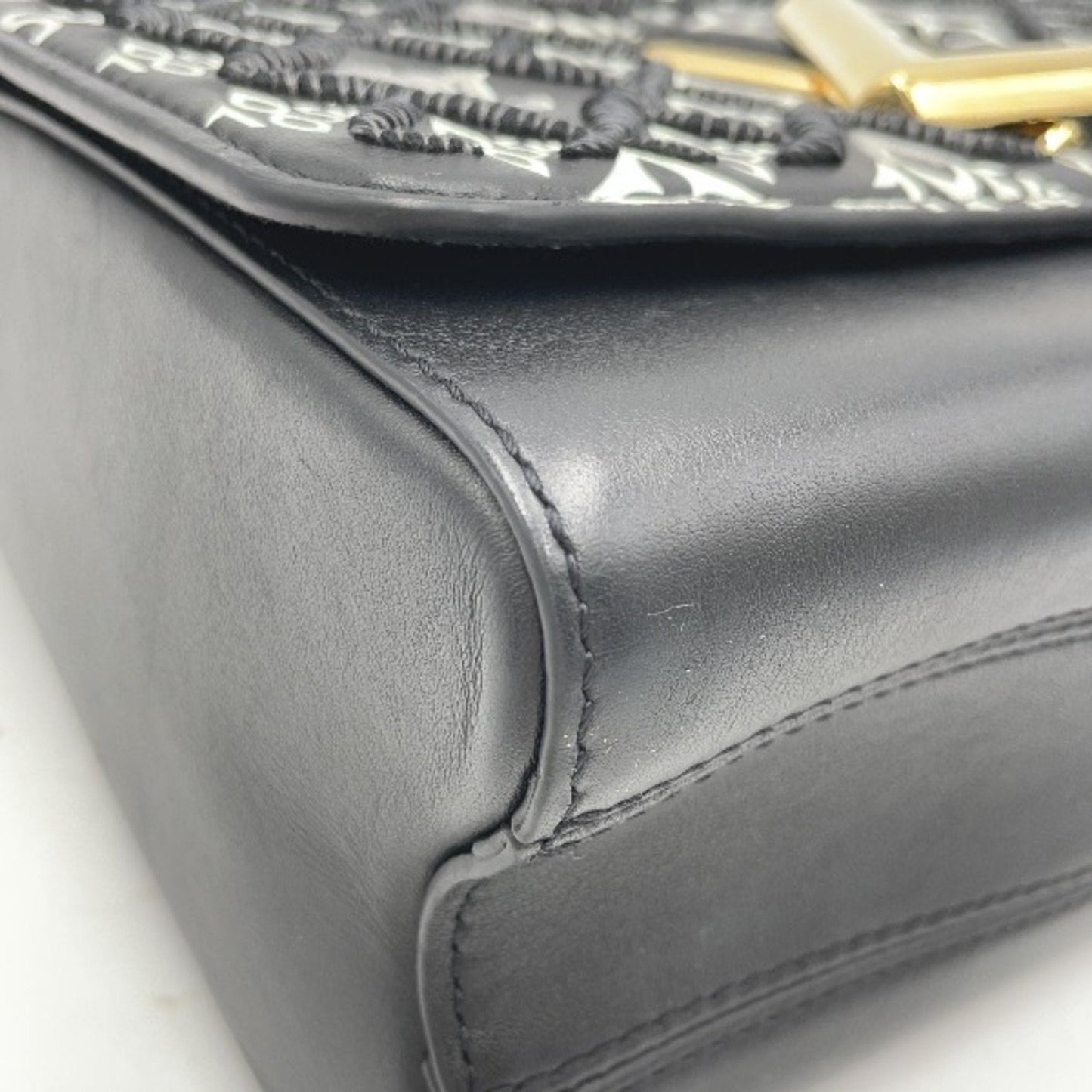 Louis Vuitton Black Leather Shoulder Bag